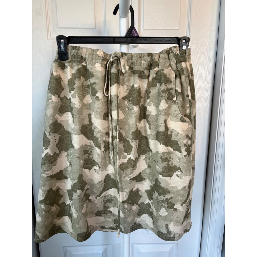 Cato Plus Sportswear Camo Print Drawstring Skirt Olive Green Size 22/24W NWT
